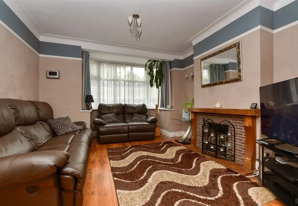 Lounge/Diner - Bristow Road, Beddington, Surrey - Wards of Kent