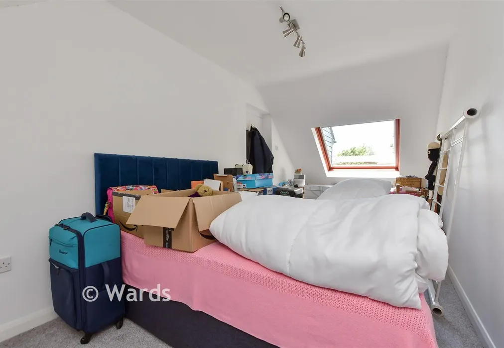 Bedroom 2 - Old Kingsdown Close, Broadstairs, Kent - Wards of Kent