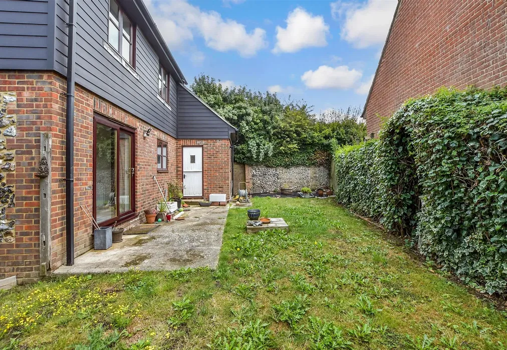 Rear Garden - Old Kingsdown Close, Broadstairs, Kent - Wards of Kent
