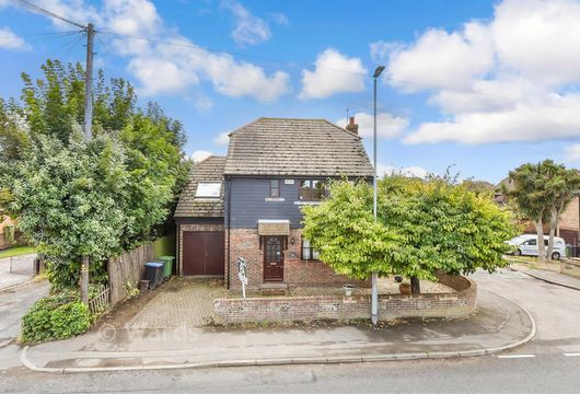 Old Kingsdown Close, Broadstairs, Kent - Wards of Kent
