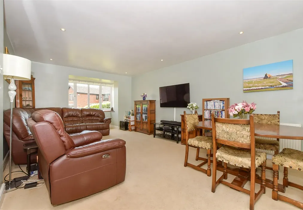 Lounge - Henley Meadows, St. Michaels, Tenterden, Kent - Wards of Kent