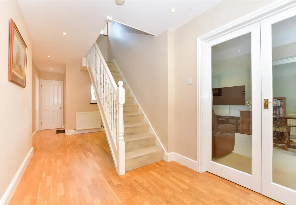 Hallway - Henley Meadows, St. Michaels, Tenterden, Kent - Wards of Kent
