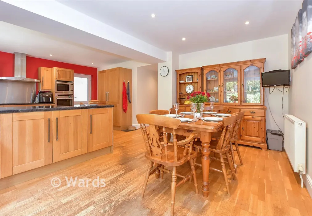 Kitchen/Diner - Henley Meadows, St. Michaels, Tenterden, Kent - Wards of Kent