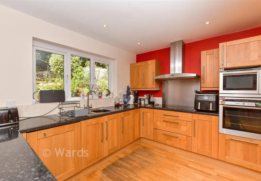 Kitchen/Diner - Henley Meadows, St. Michaels, Tenterden, Kent - Wards of Kent