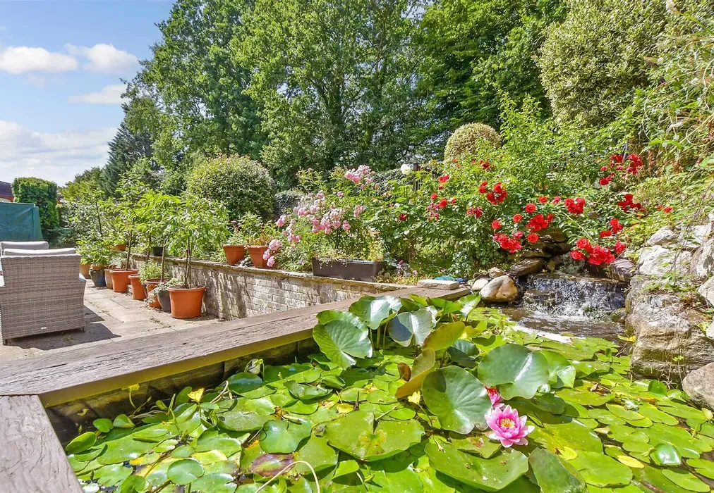 External Feature - Henley Meadows, St. Michaels, Tenterden, Kent - Wards of Kent