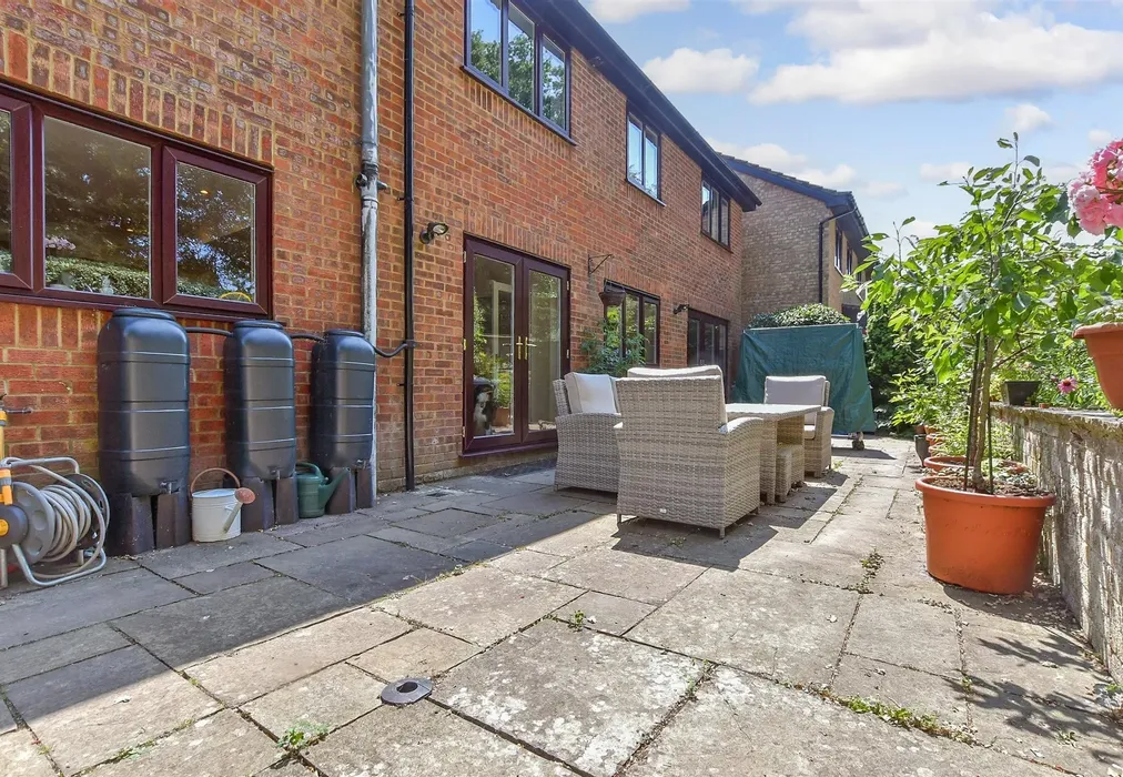Patio / Decking - Henley Meadows, St. Michaels, Tenterden, Kent - Wards of Kent