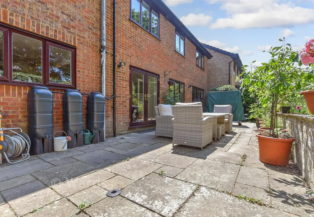 Patio / Decking - Henley Meadows, St. Michaels, Tenterden, Kent - Wards of Kent