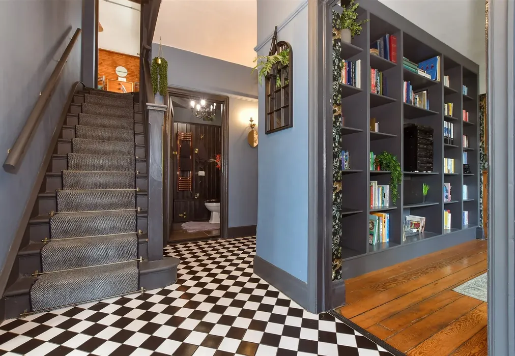 Internal Lifestyle Photograph - Rectory Gardens, Whitstable, Kent - Wards of Kent