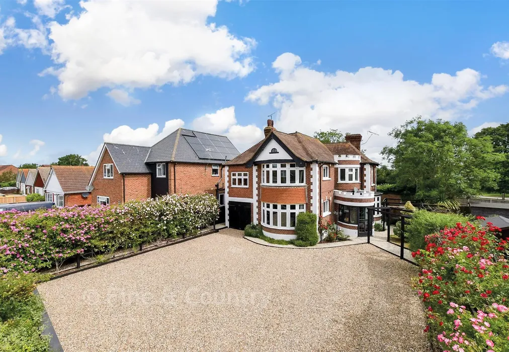 Front Elevation - Rectory Gardens, Whitstable, Kent - Wards of Kent