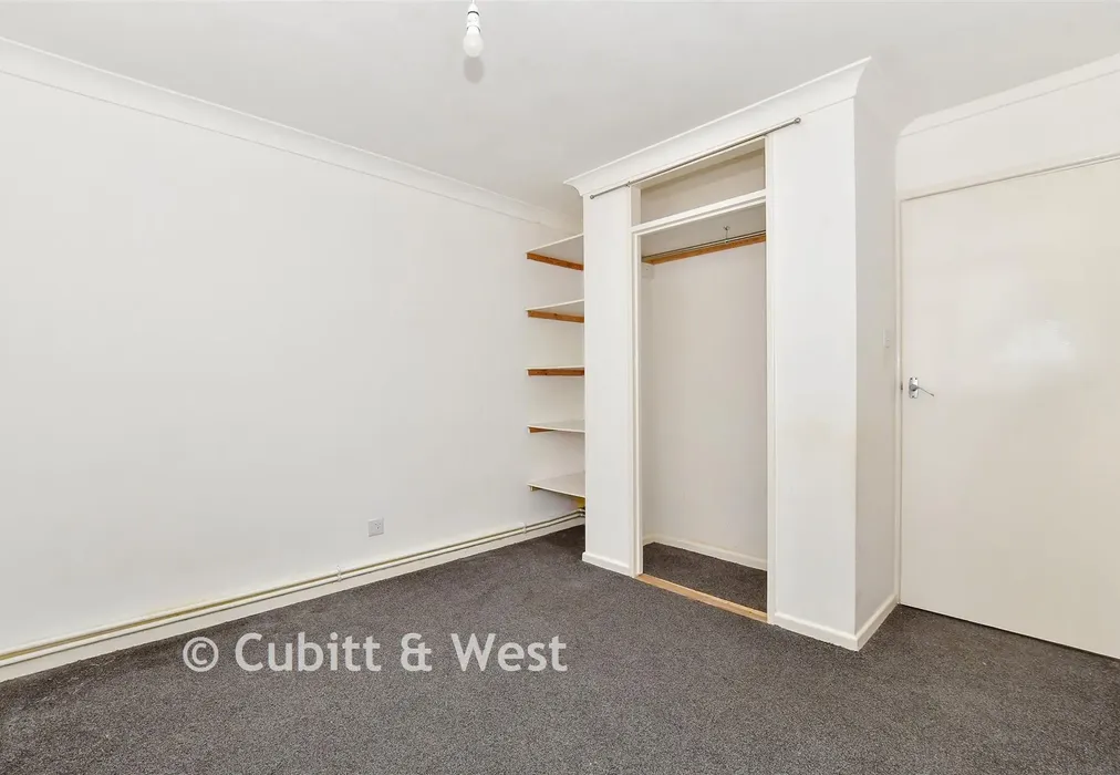 Bedroom 2 - Juniper Square, Havant, Hampshire - Wards of Kent