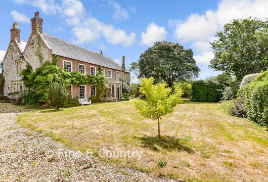 Rectory Lane, Brighstone, Newport, Isle of Wight - Wards of Kent