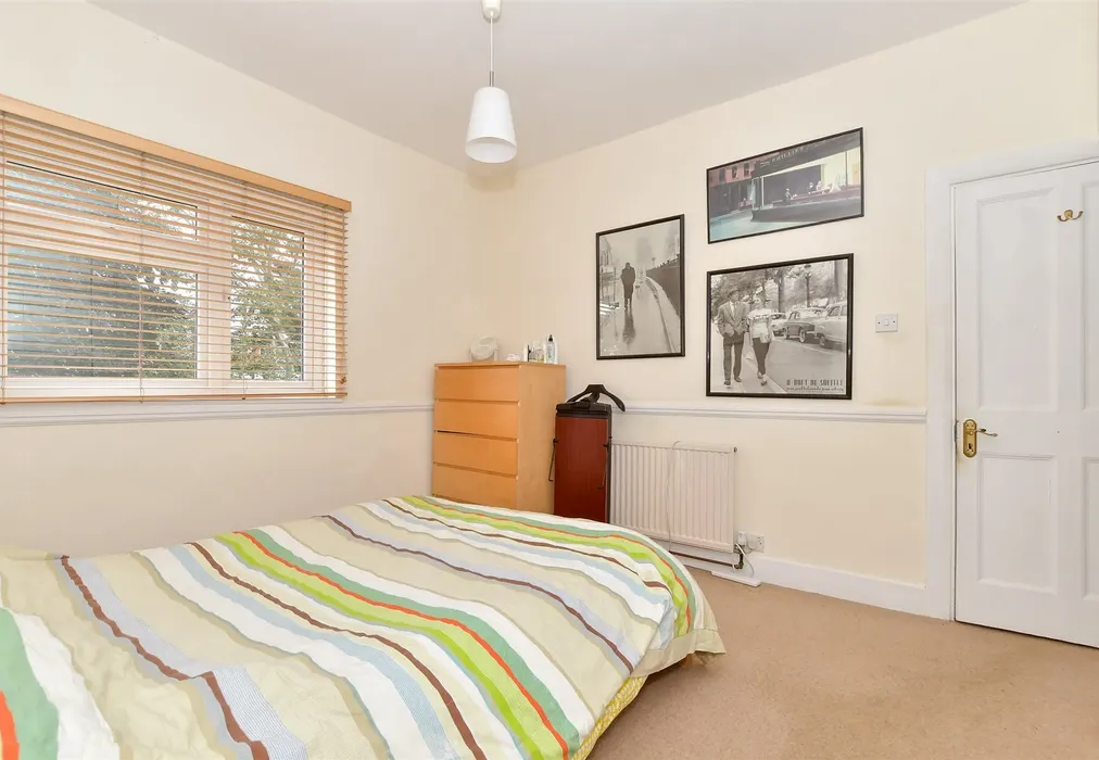 Bedroom 3 - St. Margaret's Road, Wanstead - Wards of Kent