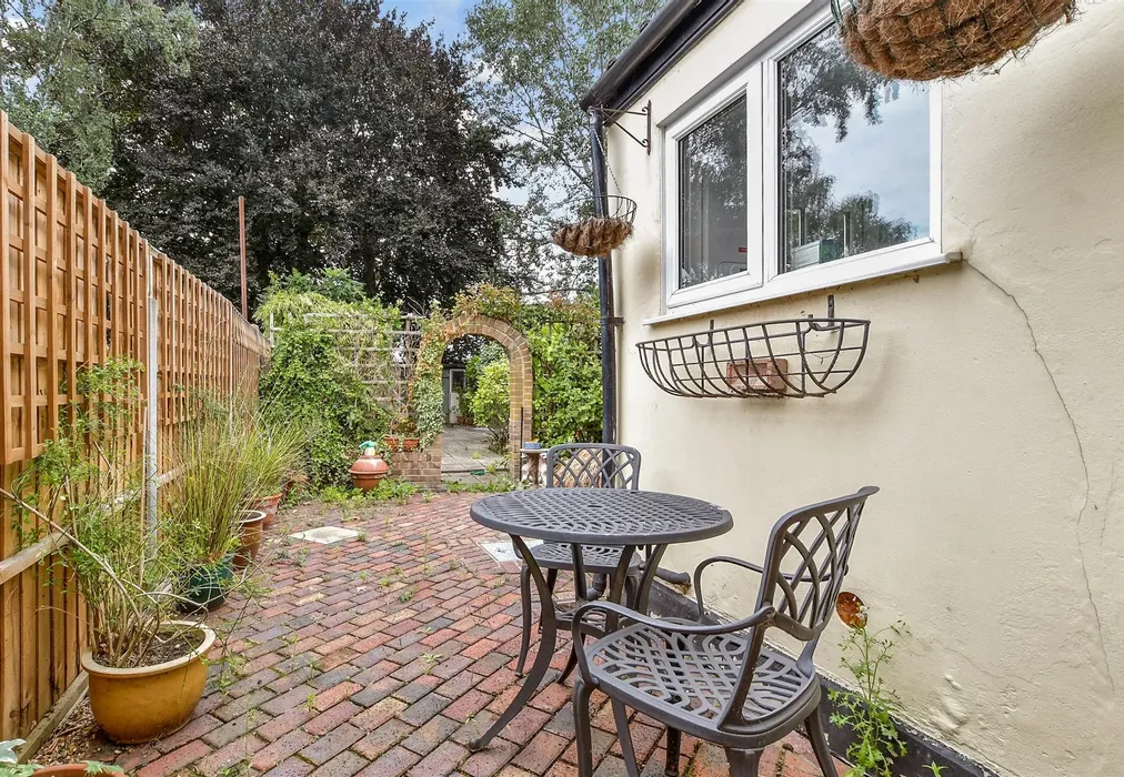 Patio / Decking - St. Margaret's Road, Wanstead - Wards of Kent