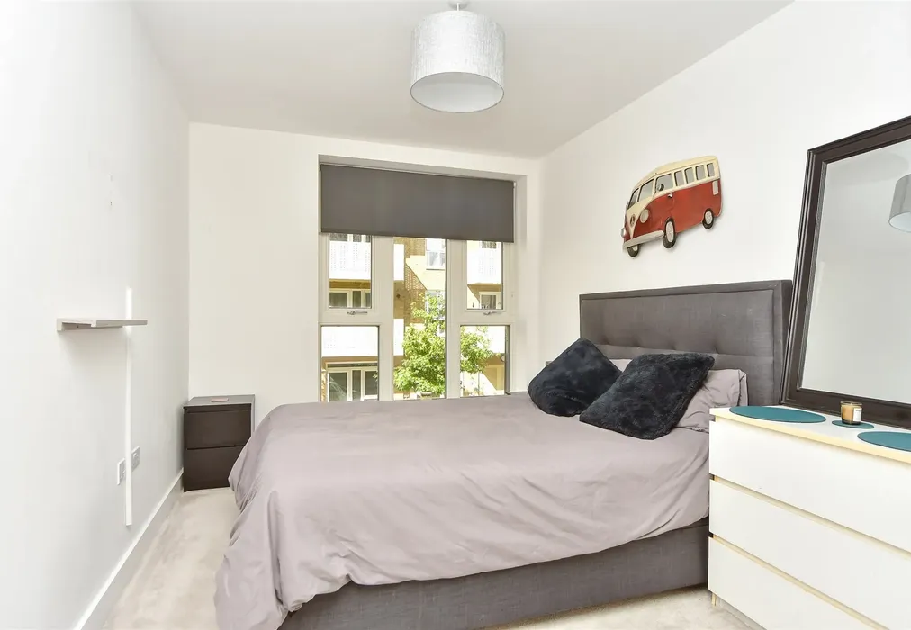 Bedroom - Corys Road, Rochester, Kent - Wards of Kent