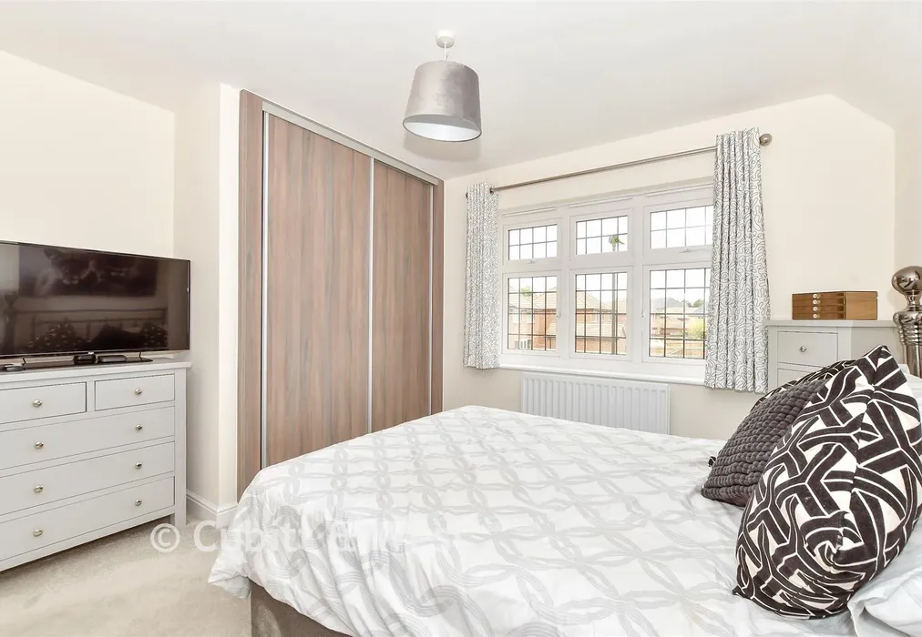 Bedroom - Fennel Drive, Chichester, West Sussex - Wards of Kent