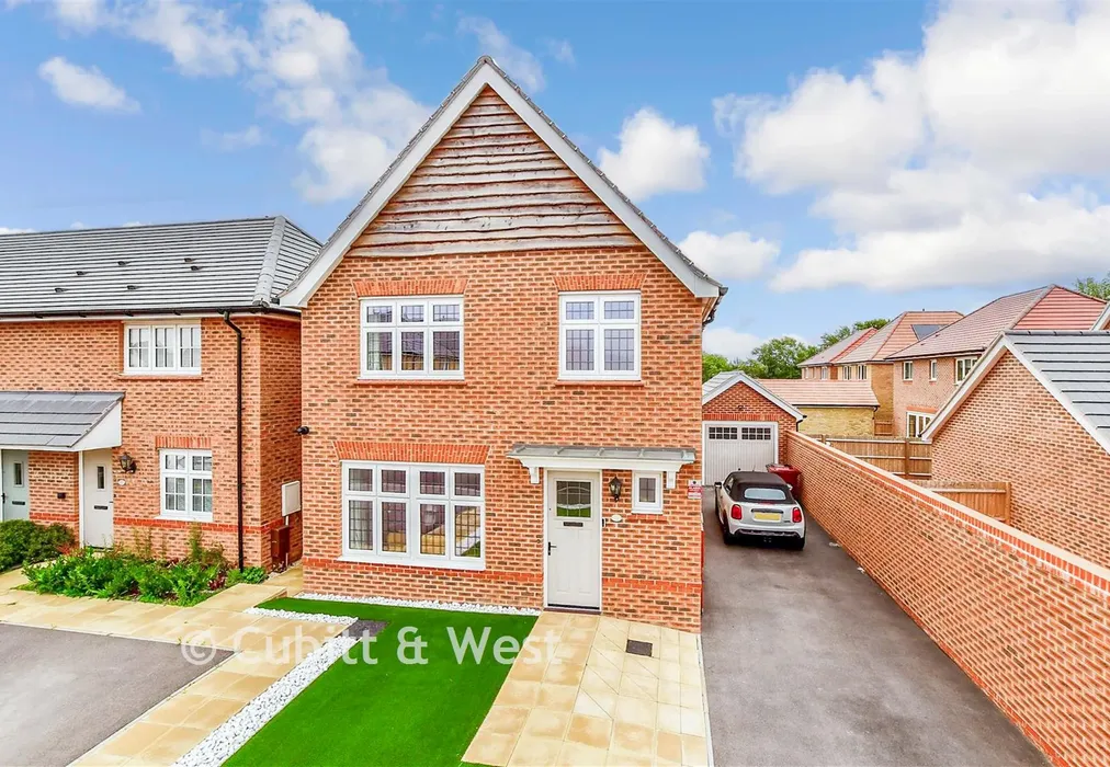 Front (External Web) - Fennel Drive, Chichester, West Sussex - Wards of Kent