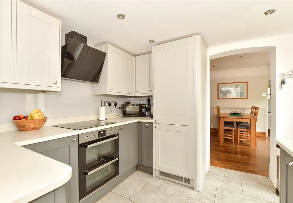 Kitchen - Brighton Road, Monks Gate, Horsham, West Sussex - Wards of Kent