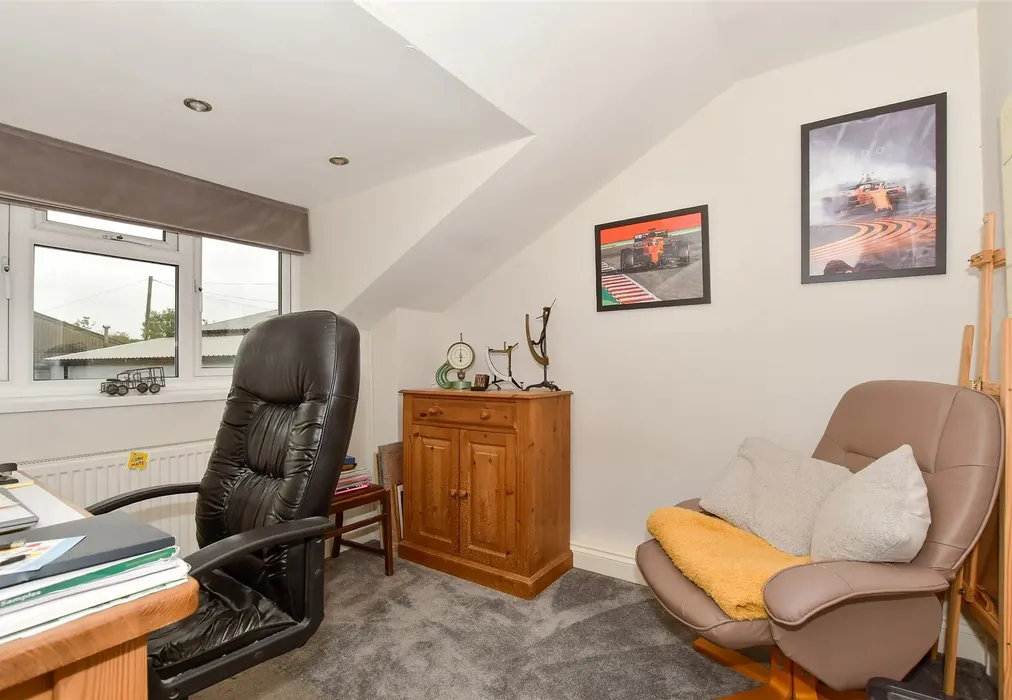 Study - Brighton Road, Monks Gate, Horsham, West Sussex - Wards of Kent