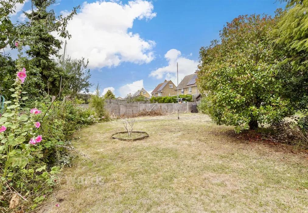 Rear Garden - The Street, Faversham, Kent - Wards of Kent