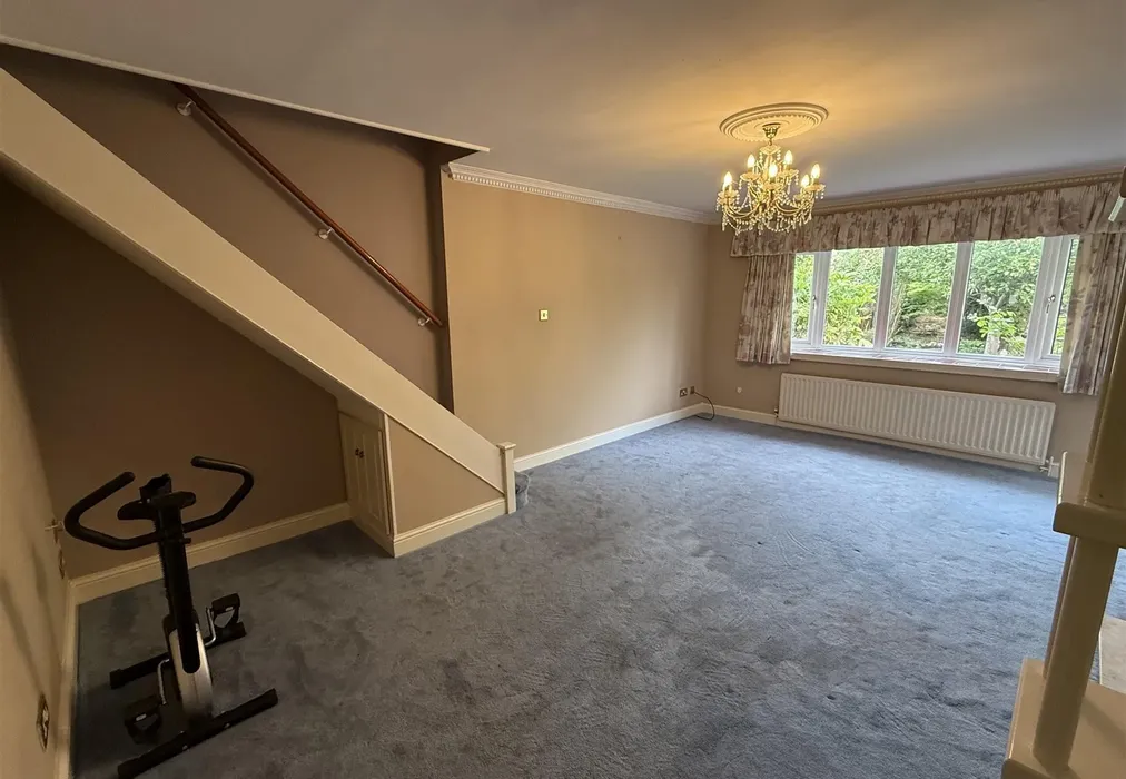 Lounge - Cheviot Close, Bexleyheath, Kent - Wards of Kent