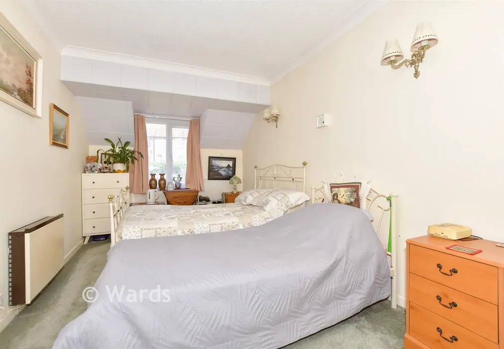 Bedroom - Bartholomew Street, Hythe, Kent - Wards of Kent