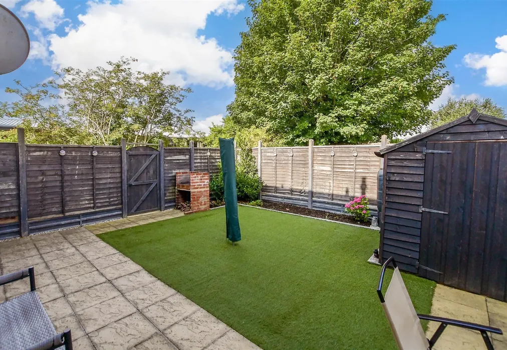 Rear Garden - Alkham Road, Vinters Park, Maidstone, Kent - Wards of Kent