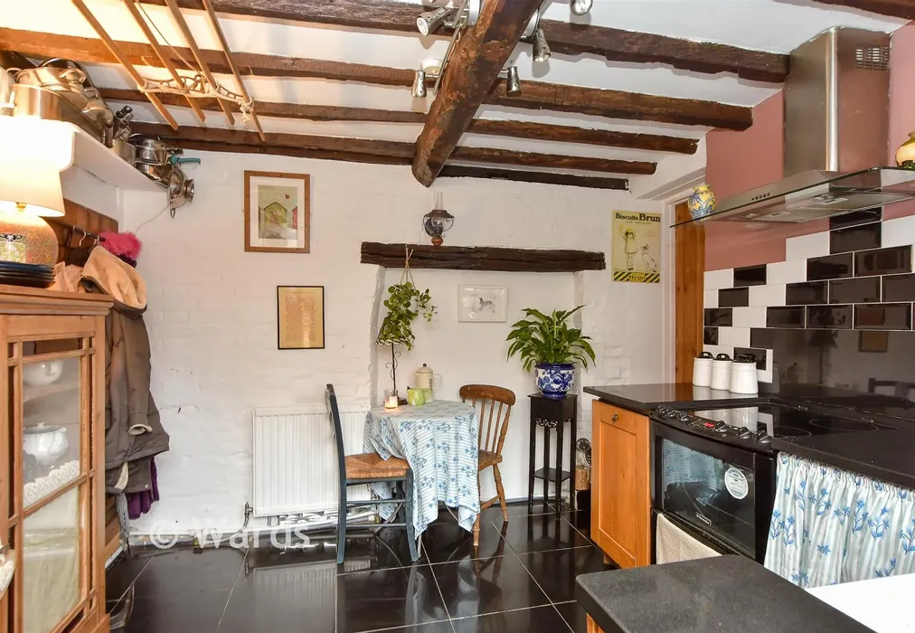 Kitchen/    Diner - Church Street, Shoreham, Sevenoaks, Kent - Wards of Kent