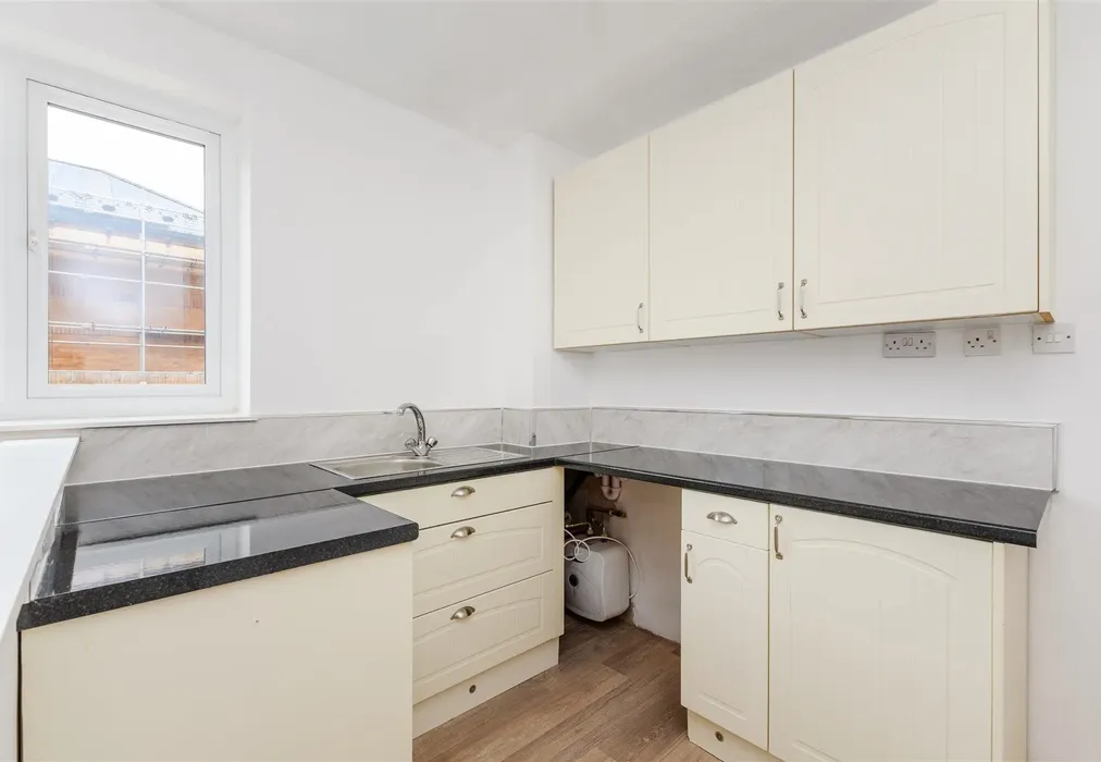 Kitchen - Godstow Road, London - Wards of Kent