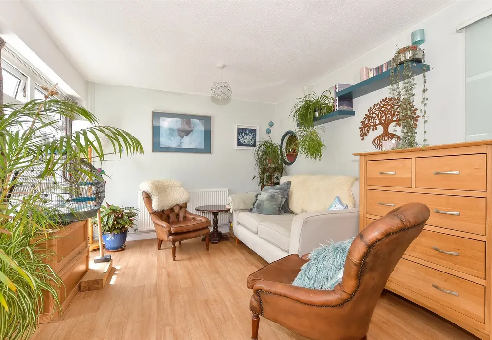 Lounge/Diner - Ivy House Road, Whitstable, Kent - Wards of Kent
