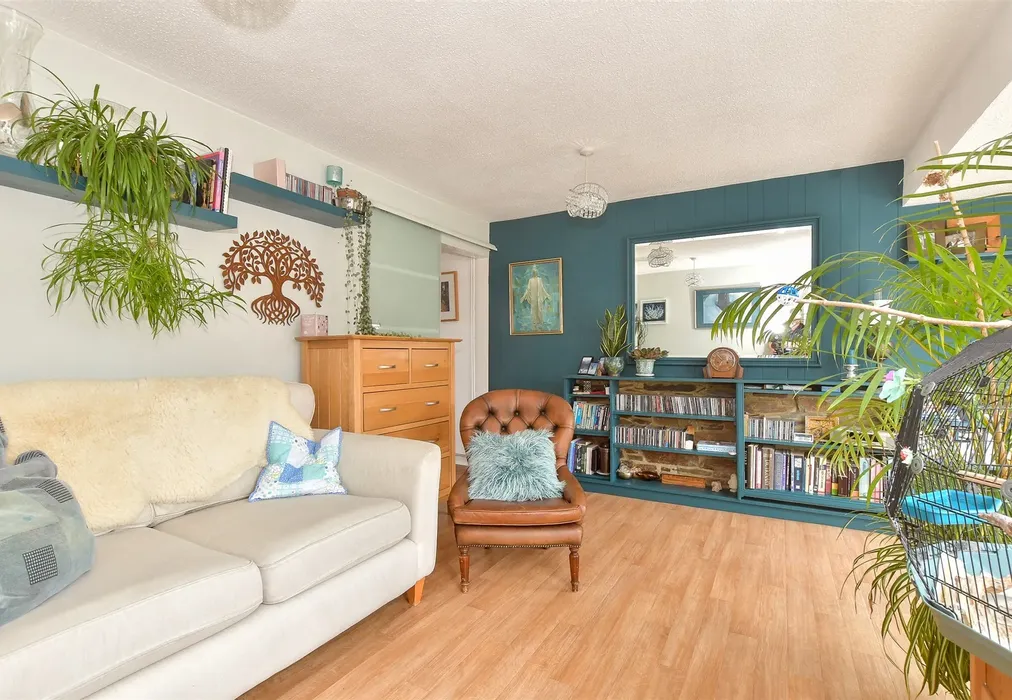 Lounge/Diner - Ivy House Road, Whitstable, Kent - Wards of Kent