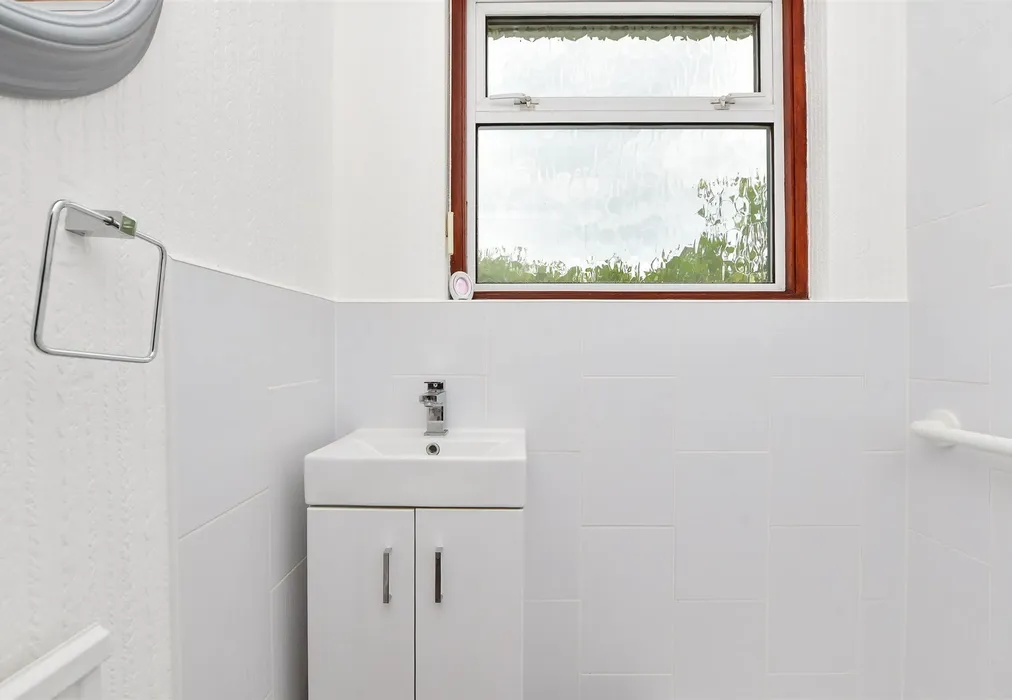Shower Room - Canterbury Road, Westbrook, Margate, Kent - Wards of Kent