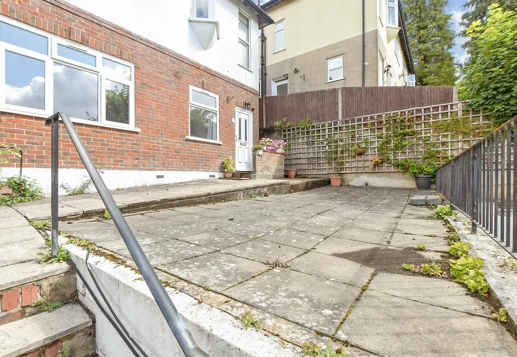 Patio / Decking - Crescent Road, Caterham, Surrey - Wards of Kent