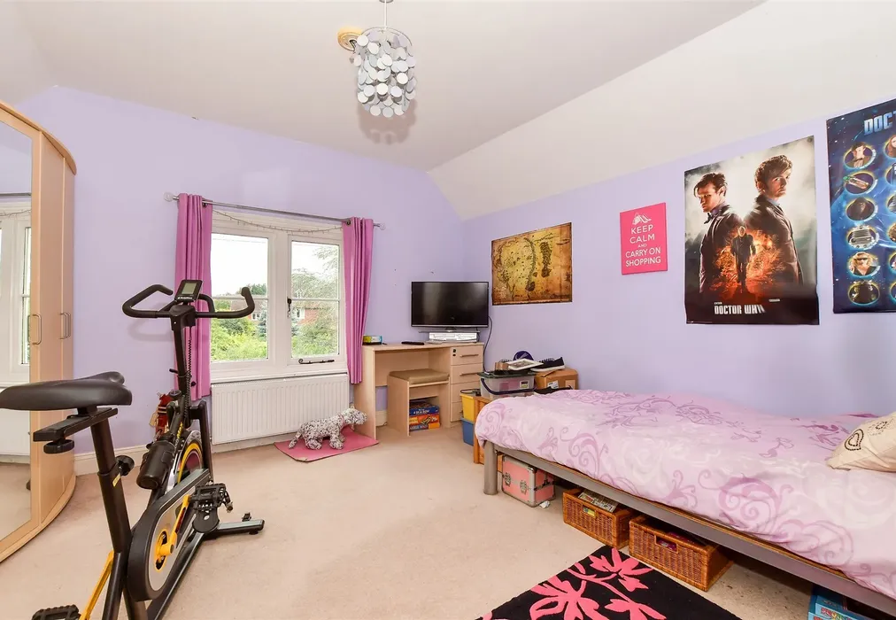 Bedroom 2 - Slip Mill Road, Hawkhurst, Cranbrook, Kent - Wards of Kent