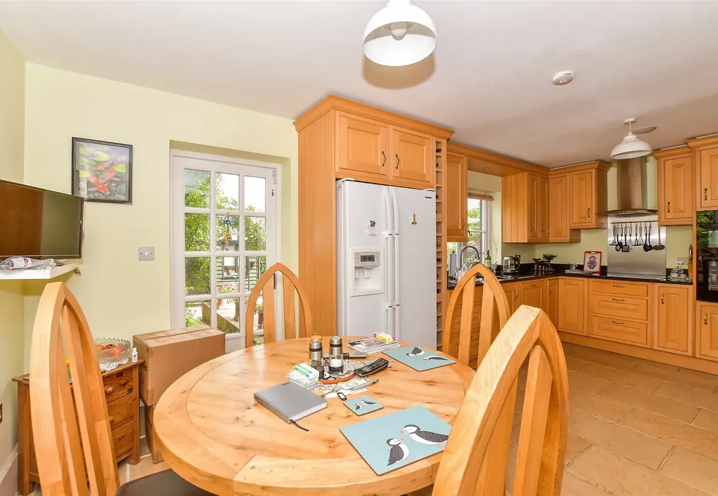 Kitchen - Slip Mill Road, Hawkhurst, Cranbrook, Kent - Wards of Kent