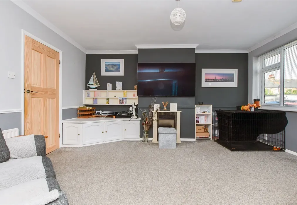 Lounge/Diner - St. Benet's Road, Westgate-On-Sea, Kent - Wards of Kent