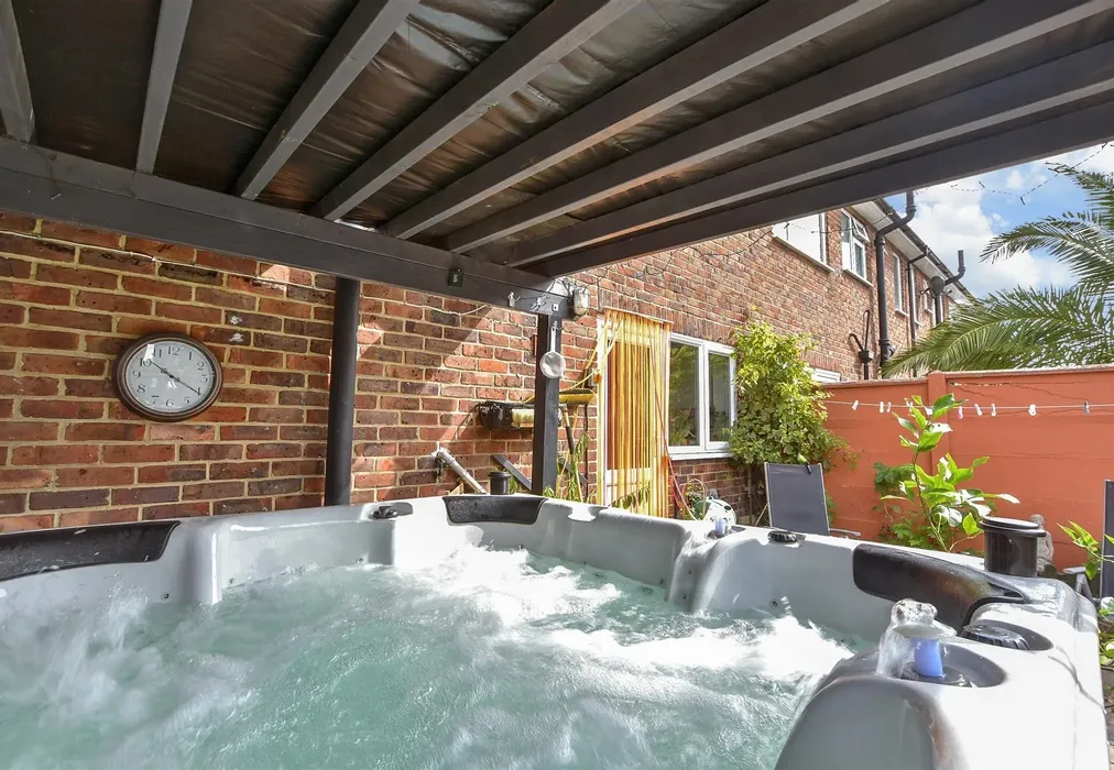 External Lifestyle Photograph - St. Benet's Road, Westgate-On-Sea, Kent - Wards of Kent