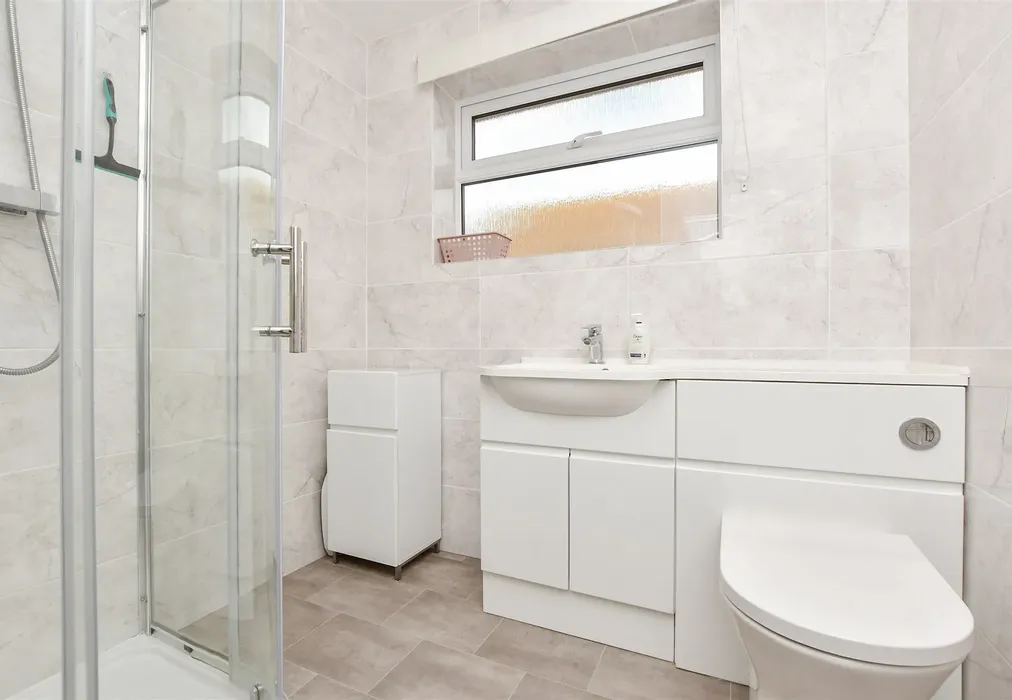 Shower Room - Whiteness Green, Kingsgate, Broadstairs, Kent - Wards of Kent