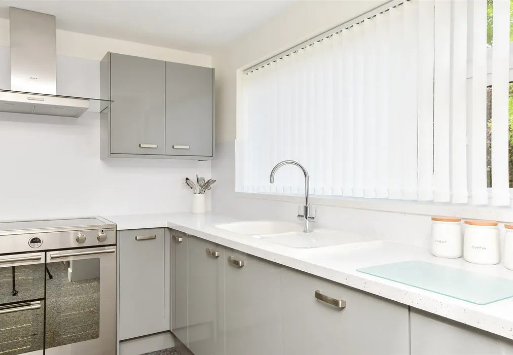 Kitchen - Whiteness Green, Kingsgate, Broadstairs, Kent - Wards of Kent