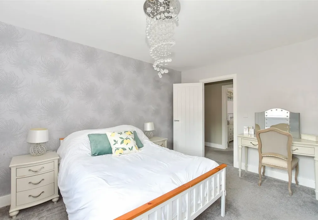 Bedroom 2 - Berry Close, Copthorne, Crawley, West Sussex - Wards of Kent