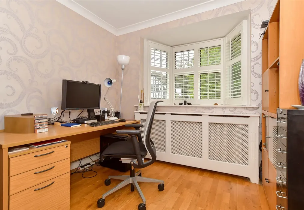 Bedroom 4 - Forest Way, Woodford Green, Essex - Wards of Kent