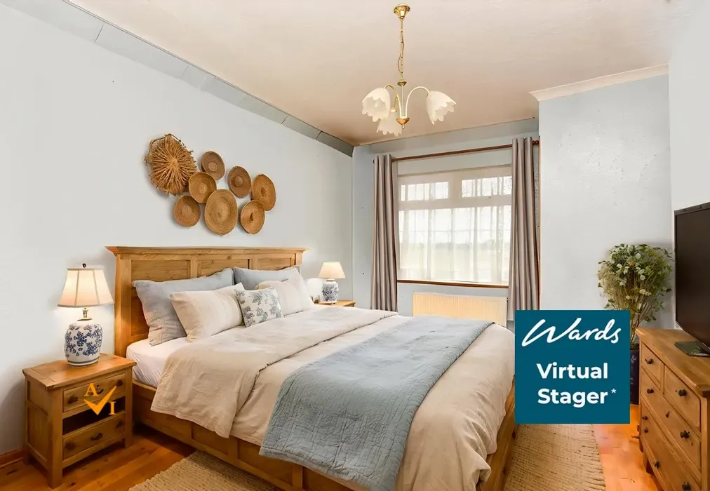 Bedroom 1 (Farmhouse style) - Quinton Road, Sittingbourne, Kent - Wards of Kent