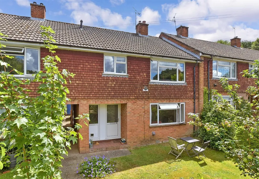 External (Web) - Hullmead, Shamley Green, Guildford, Surrey - Wards of Kent
