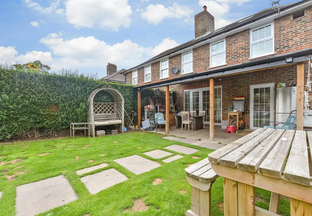 Rear Garden - Whatley Avenue, London - Wards of Kent