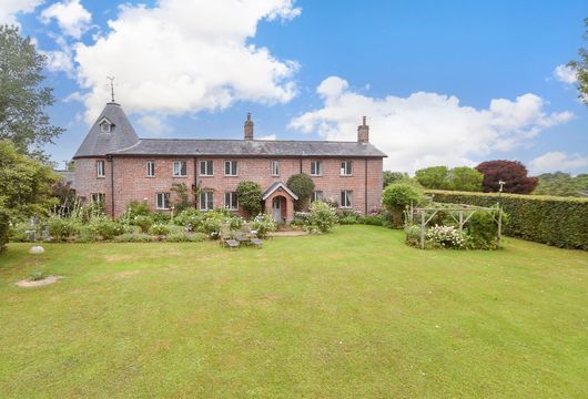 Picketts Lane, Uckfield, East Sussex - Wards of Kent