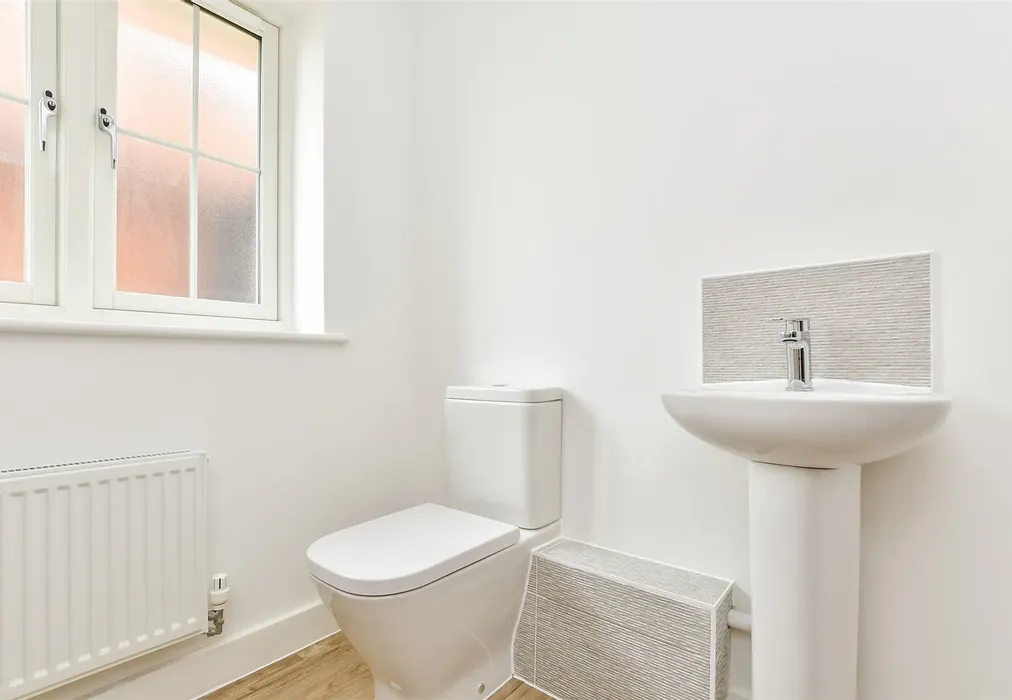 Cloakroom - Red House, Liberty View, Old Ashford Road, Lenham, Maidstone, Kent - Wards of Kent