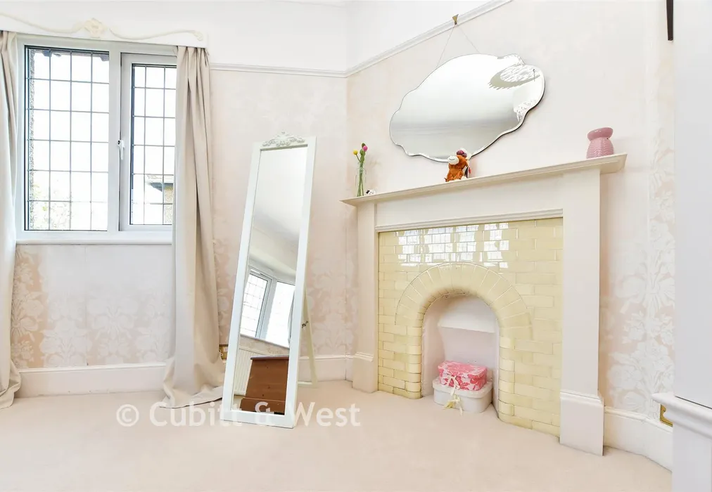 Internal Lifestyle Photograph - Highlands Avenue, Ridgewood, Uckfield, East Sussex - Wards of Kent
