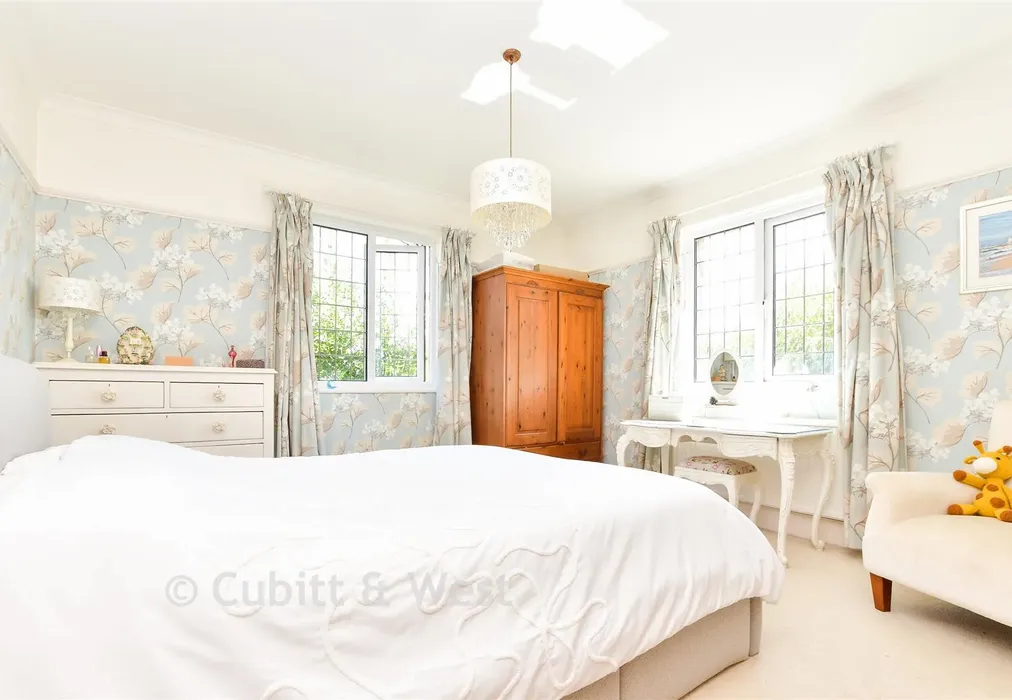 Bedroom 2 - Highlands Avenue, Ridgewood, Uckfield, East Sussex - Wards of Kent