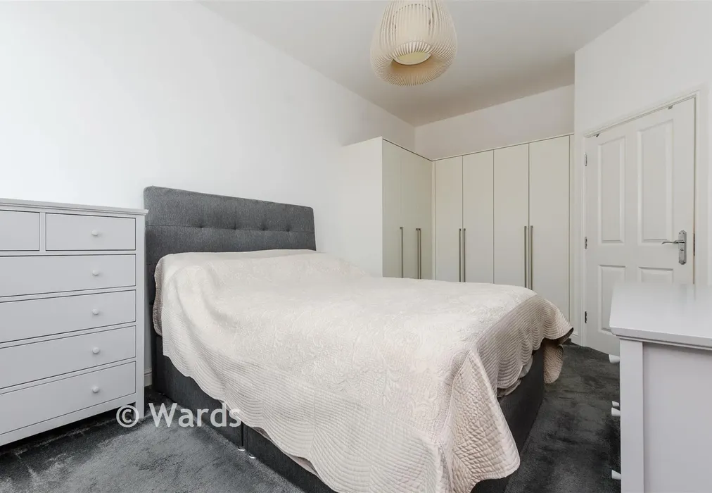 Bedroom 1 - Chapel Drive, Dartford, Kent - Wards of Kent