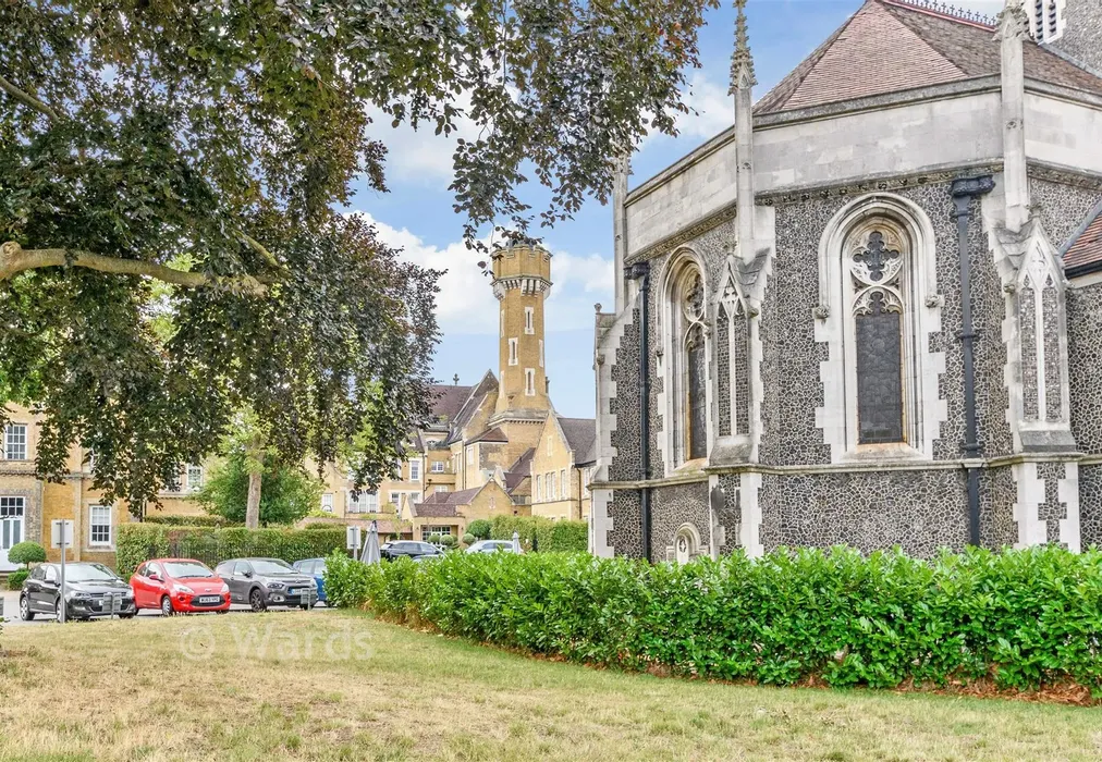 Surrounding Area - Chapel Drive, Dartford, Kent - Wards of Kent