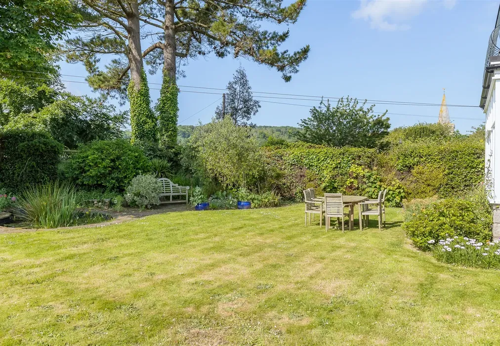 Bedroom 4* - Quay Lane, Brading, Isle of Wight - Wards of Kent